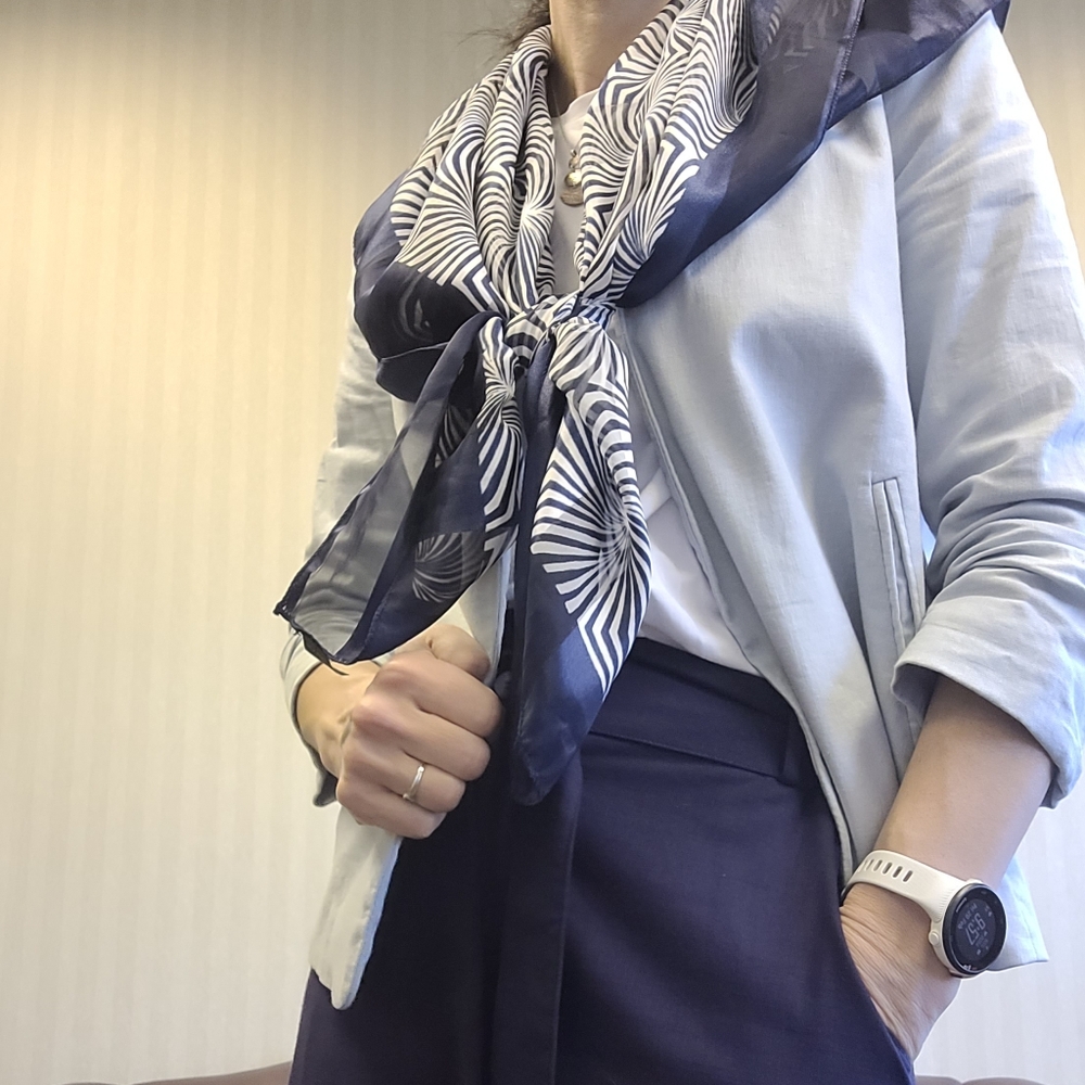 Banana Republic Blue Blazer Tailored Lightweight Design